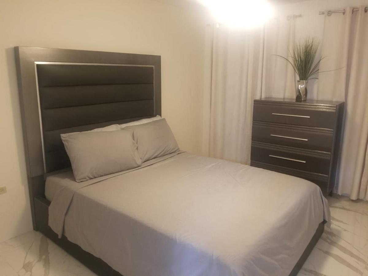 C'Daview Apartment Suite Montego Bay Exteriör bild